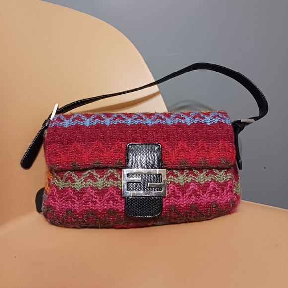 Wool Baguette Shoulder Bag - Picture 2 of 10